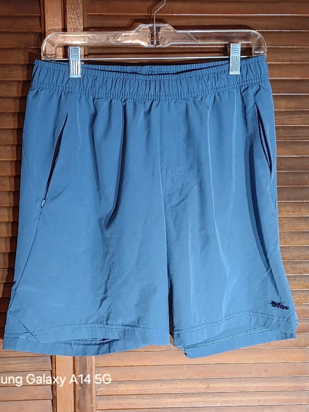 MITRE Mens Medium Blue Soccer Athletic Shorts 30W 7in Zip Pockets Drawstring